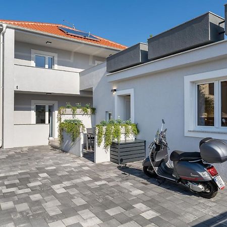 Villa Sogi Биоград-на-Мору Экстерьер фото